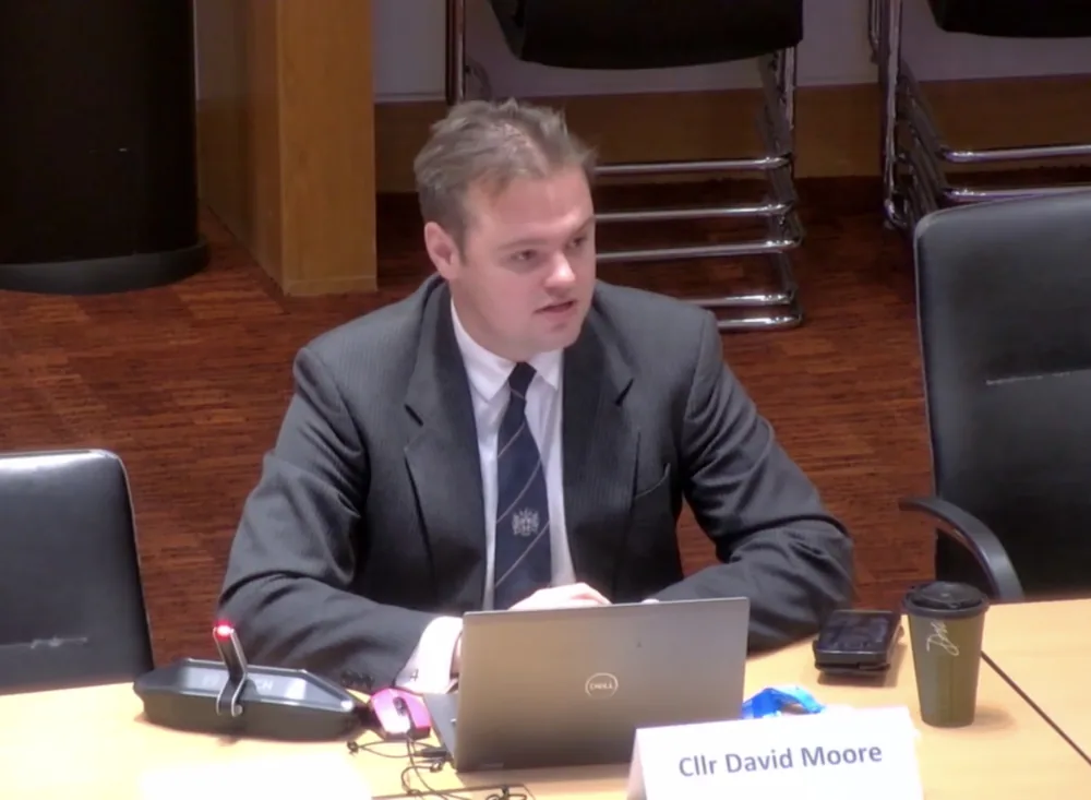 David Moore speaking at a Buckinghamshire Council meeting